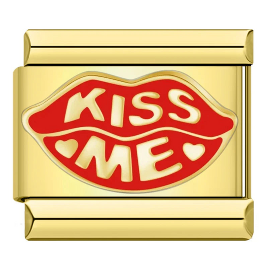 Gold Kiss Me Charm